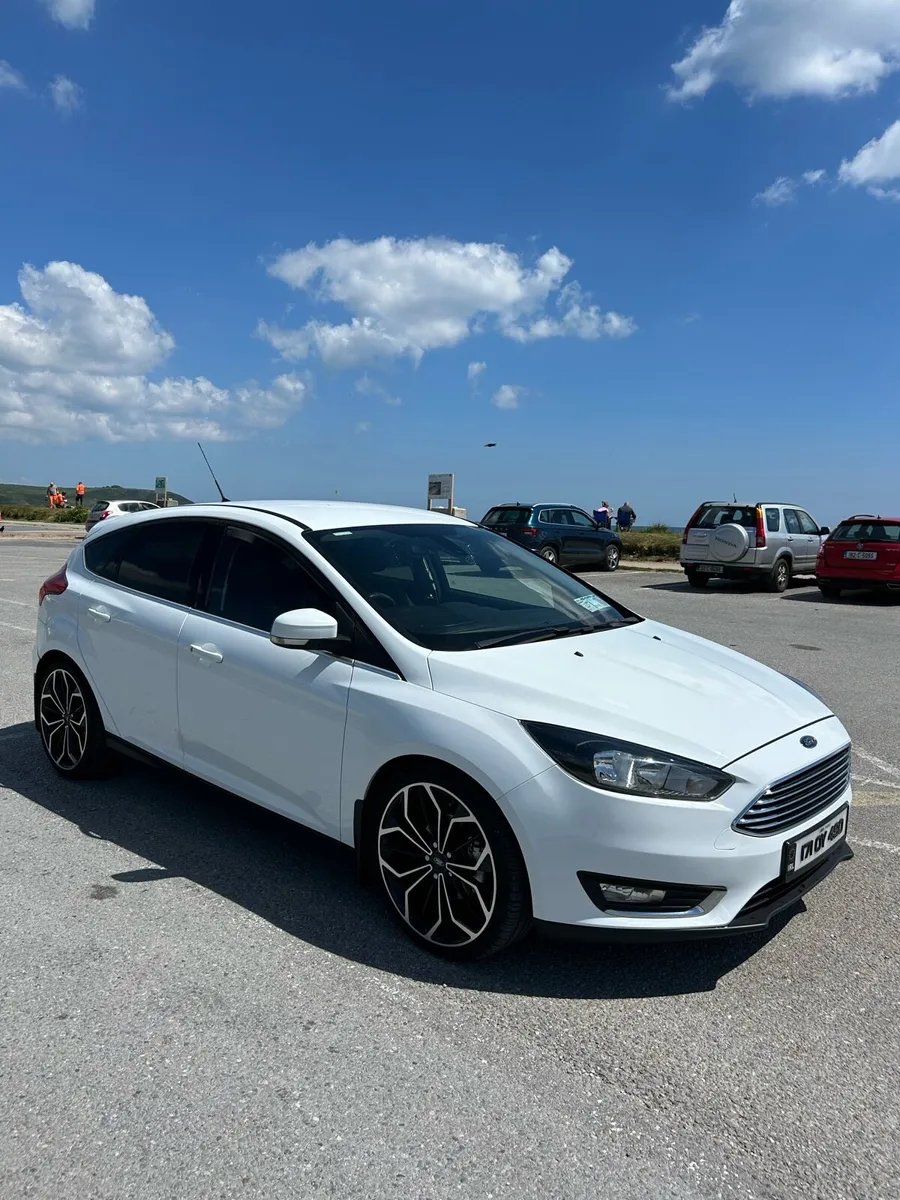 2017 Ford Focus 1.5L Diesel - Image 1