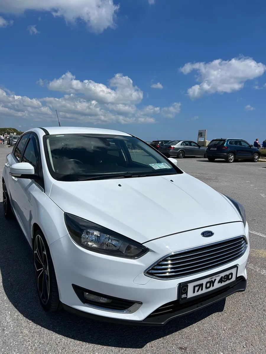 2017 Ford Focus 1.5L Diesel - Image 2