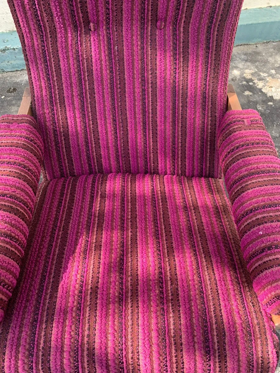 Chairs - Image 4