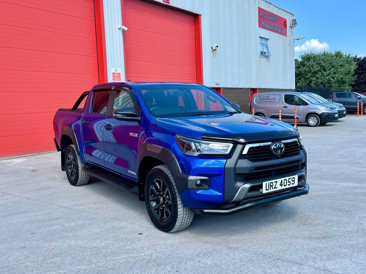 2023 Toyota Hilux Invincible X  D-4D - Image 2