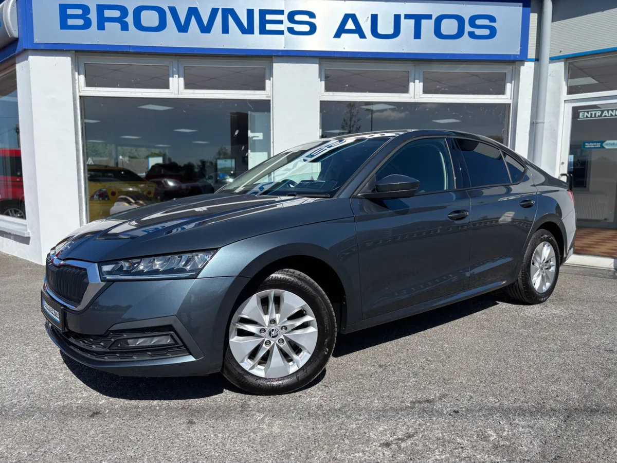 2022 Skoda Octavia SE 2.0 DSG Automatic - Image 1