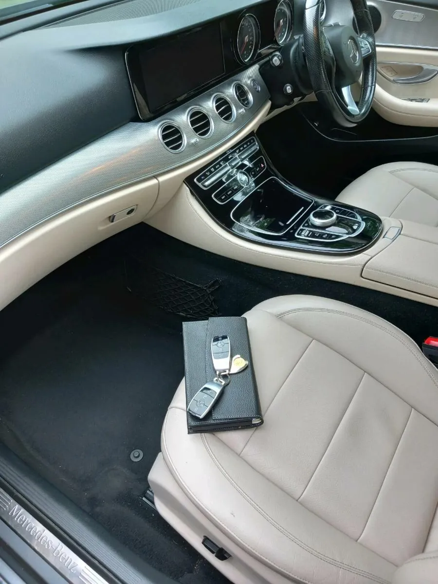Mercedes-Benz E-Class 2018 - Image 1
