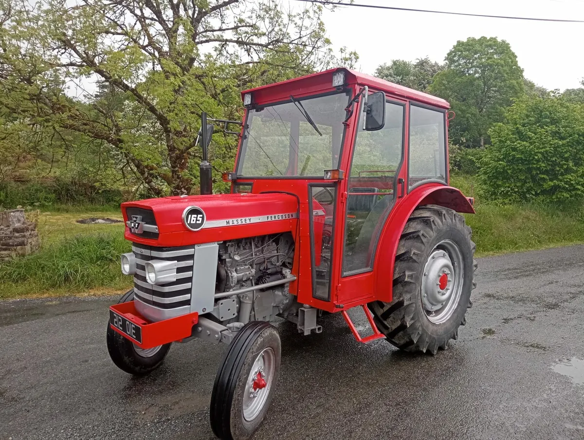 Massey Ferguson 165 - Image 1