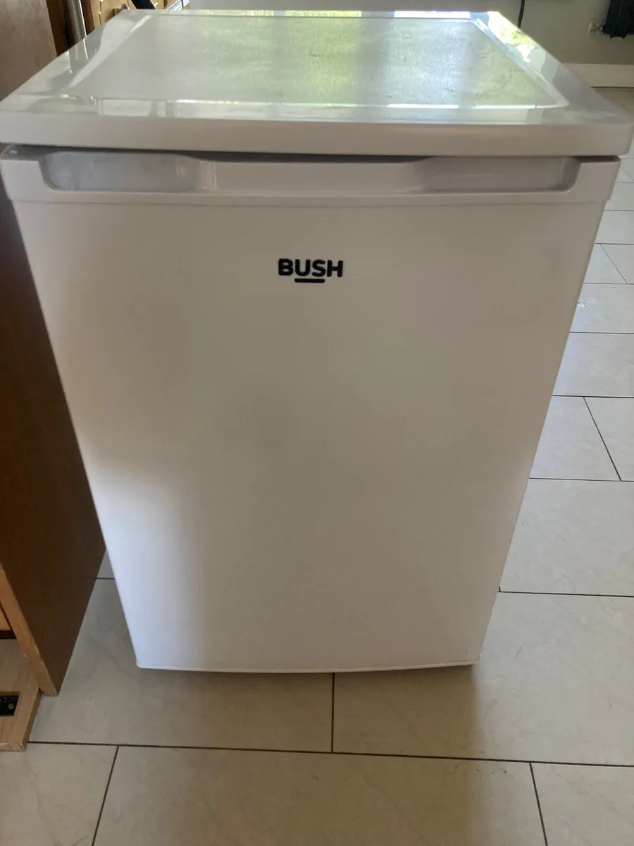 Freezer under counter - Image 1