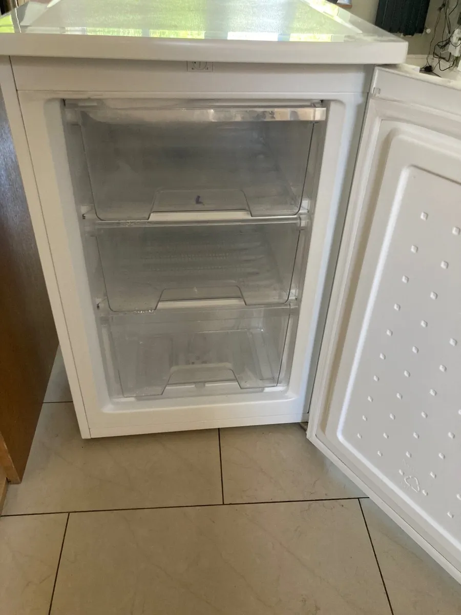 Freezer under counter - Image 2