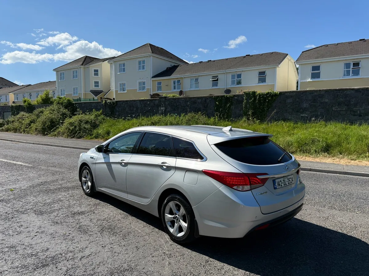 HYUNDAI I 40 1.7 D NCT&TAX MINT !! - Image 3