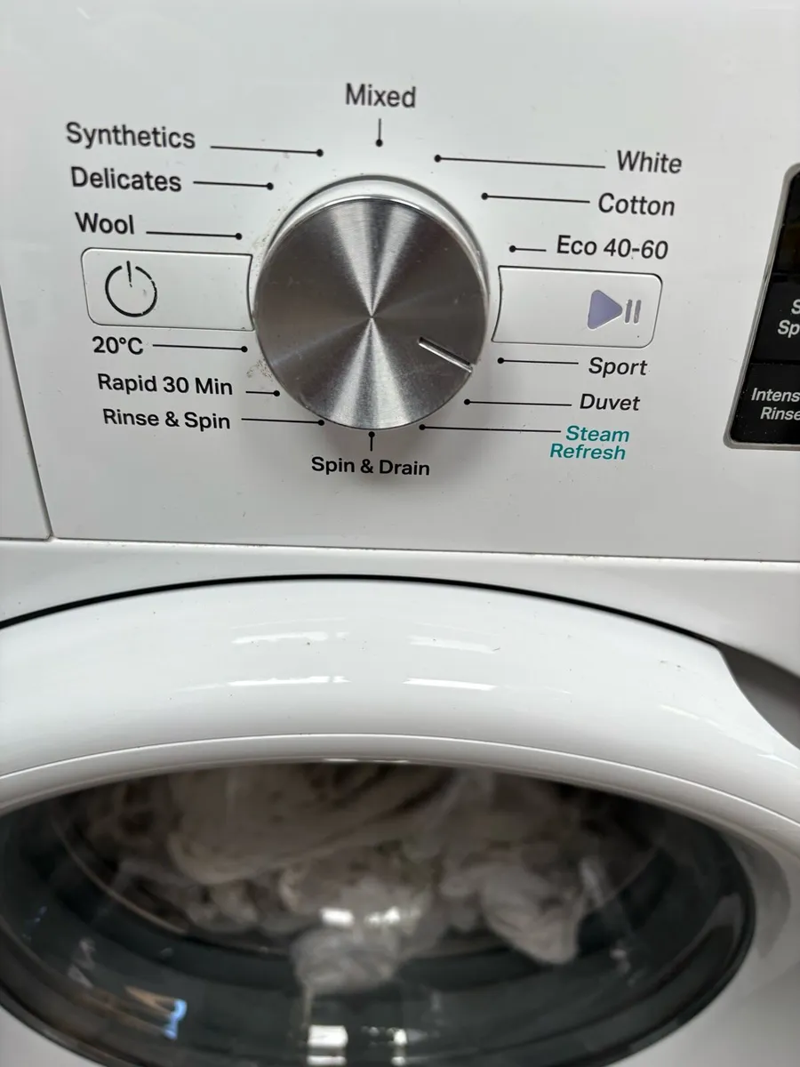 Whirlpool Washing Machine 9kg Drum - Image 3