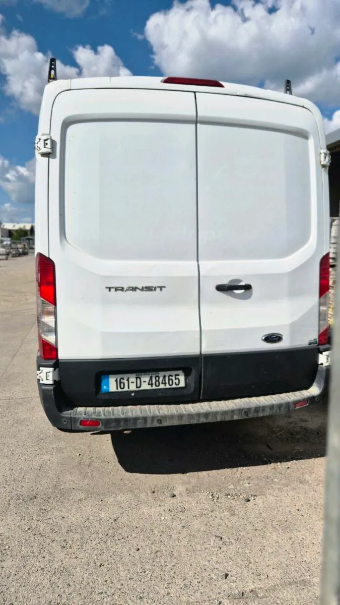 Ford Transit - Image 3