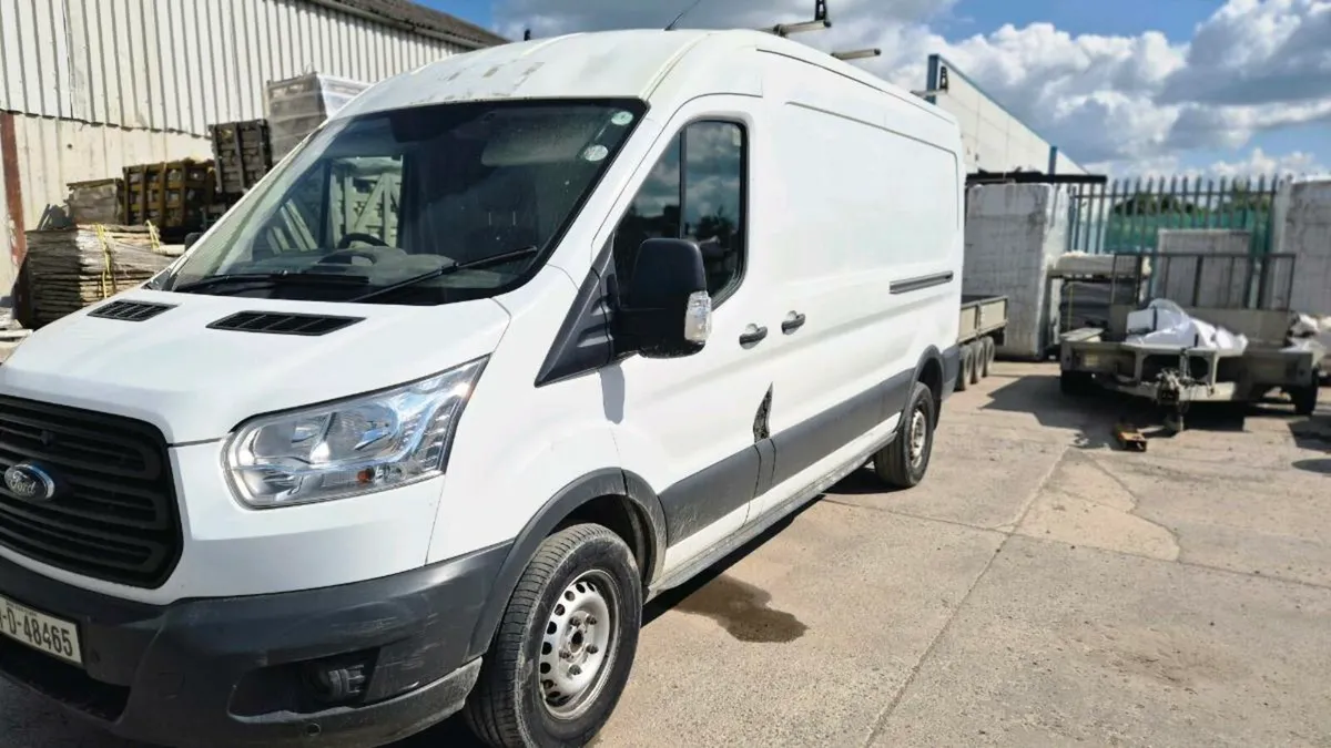 Ford Transit - Image 4