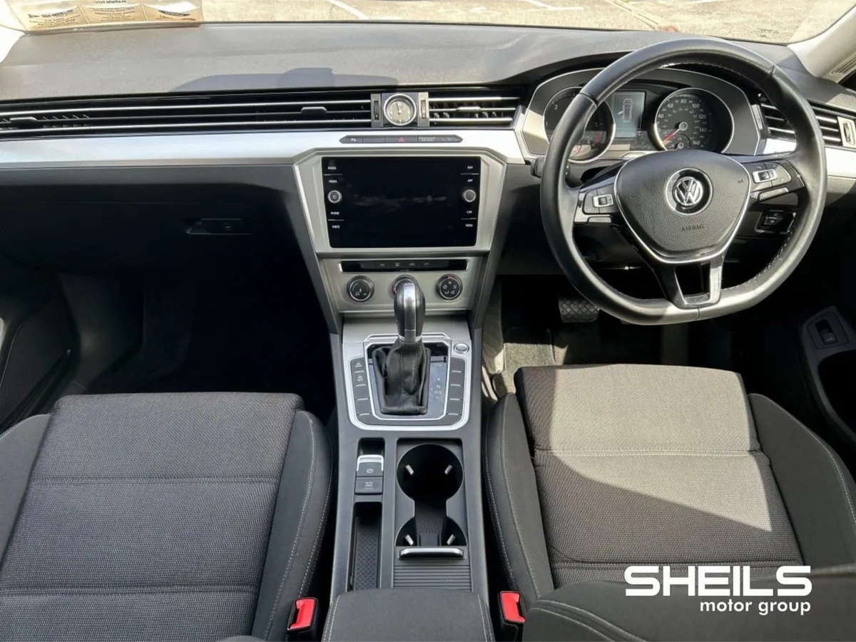 Volkswagen Passat Automatic 1.6 TDI 120HP Trendli - Image 3