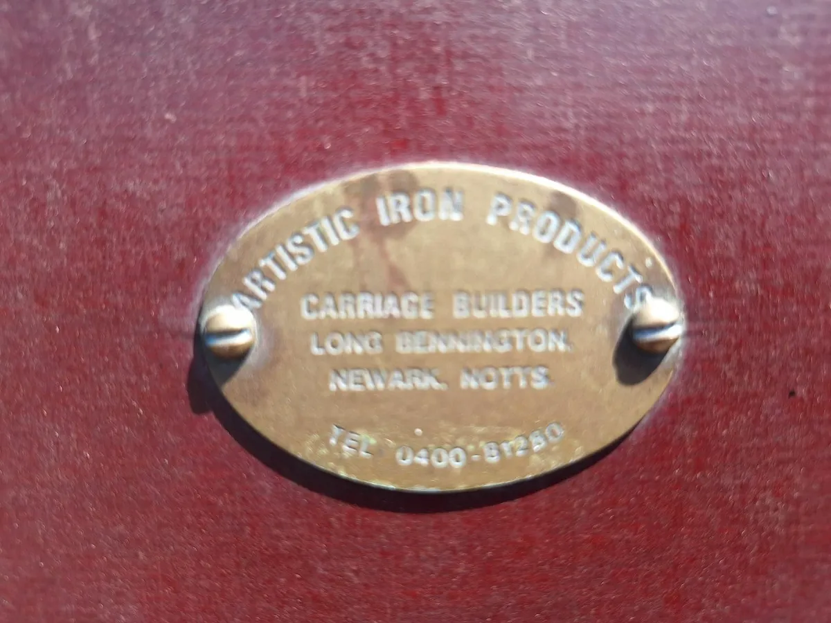 Bennington Horse Carriage - Image 3