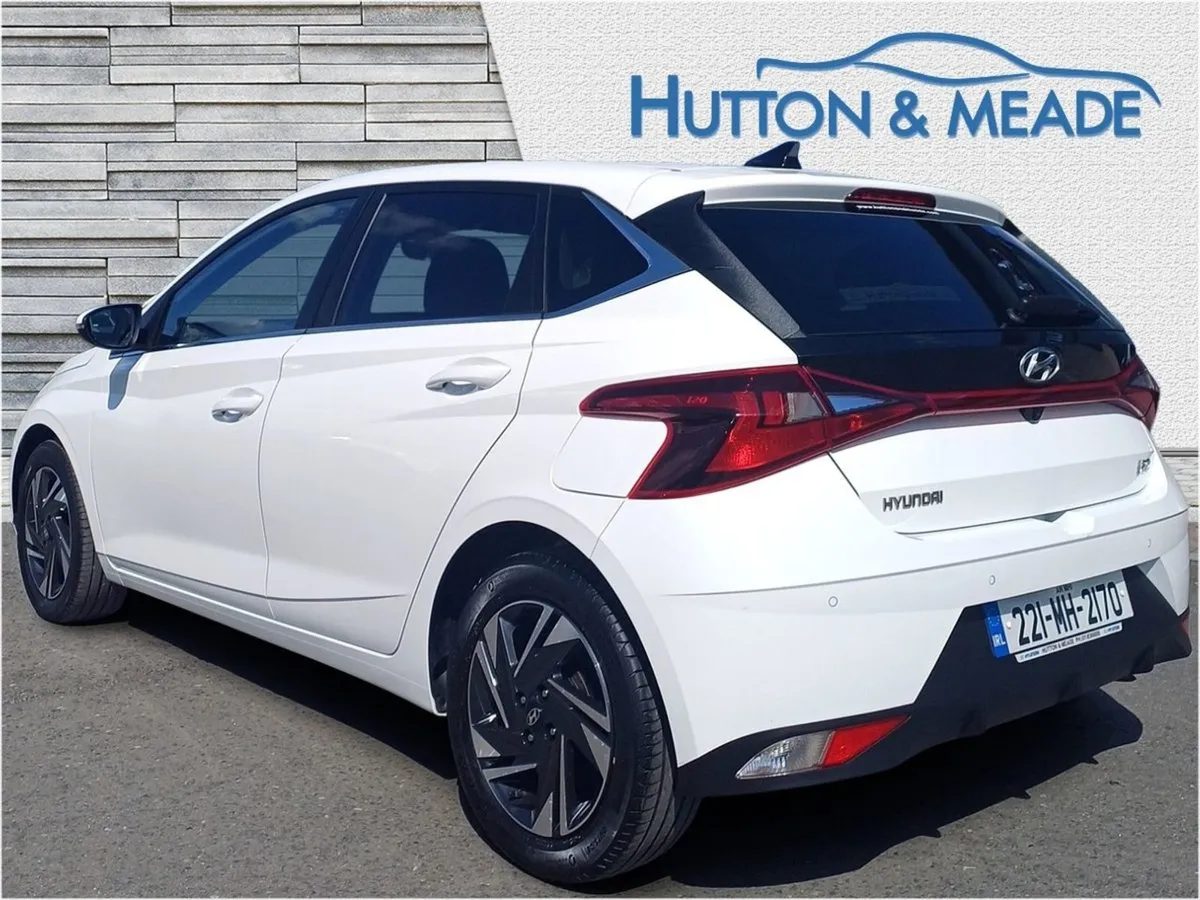 Hyundai i20 Delux Plus 1.2 Petrol 5dr - Image 3
