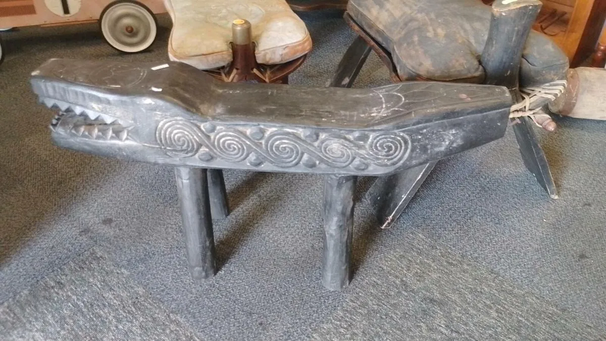 Enisd Carved Alligator Stool