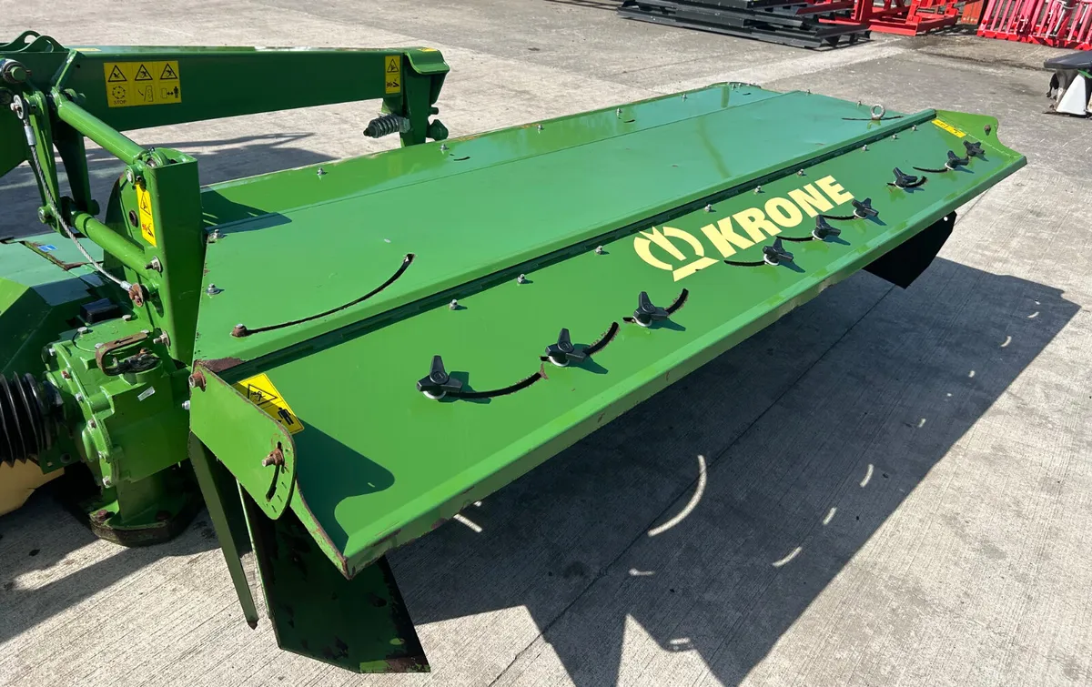 Krone R320 rear mounted mower - Image 2