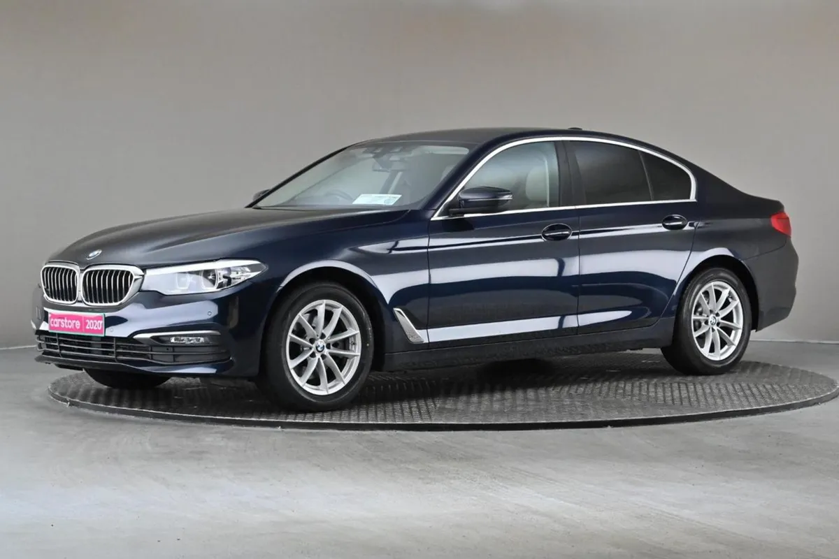 BMW 5 Series 520D SE  full Beige Leather low Mile - Image 4