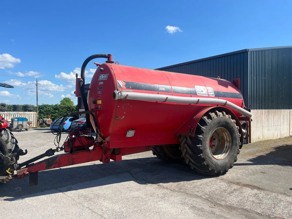 HISPEC 2500 tanker new tyres - Image 1