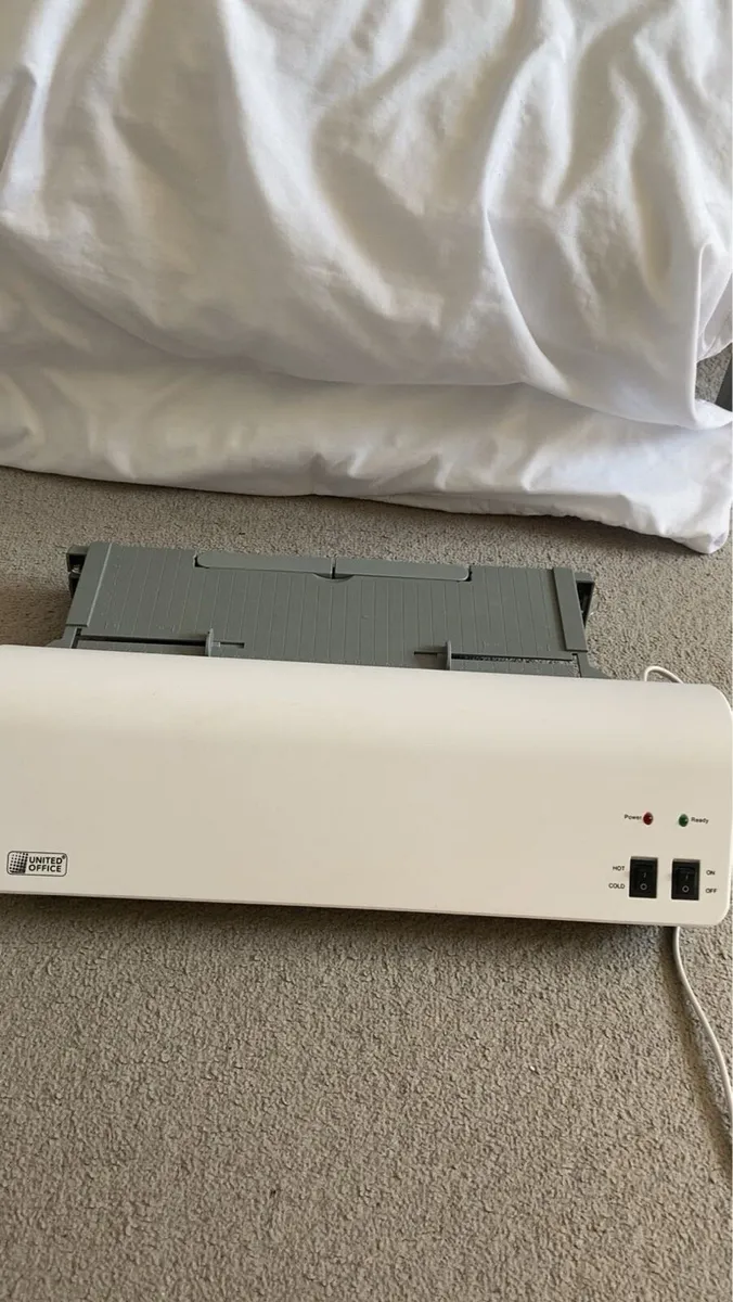 Laminator ‘United Office’ with Laminating Pouches - Image 2