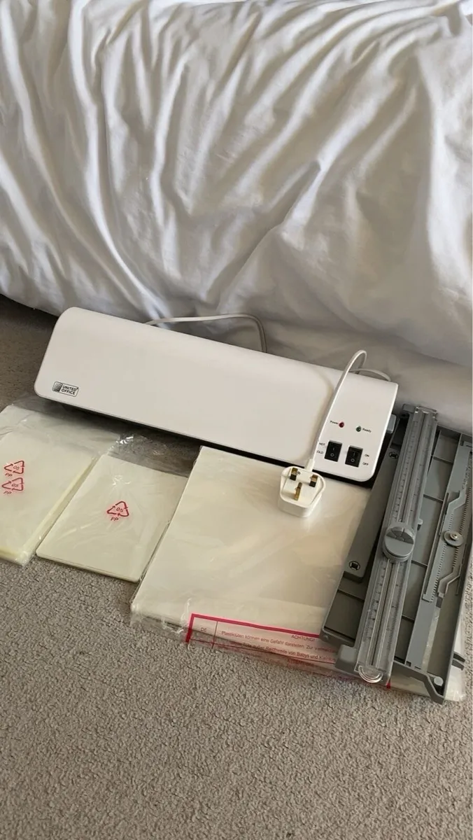 Laminator ‘United Office’ with Laminating Pouches - Image 3