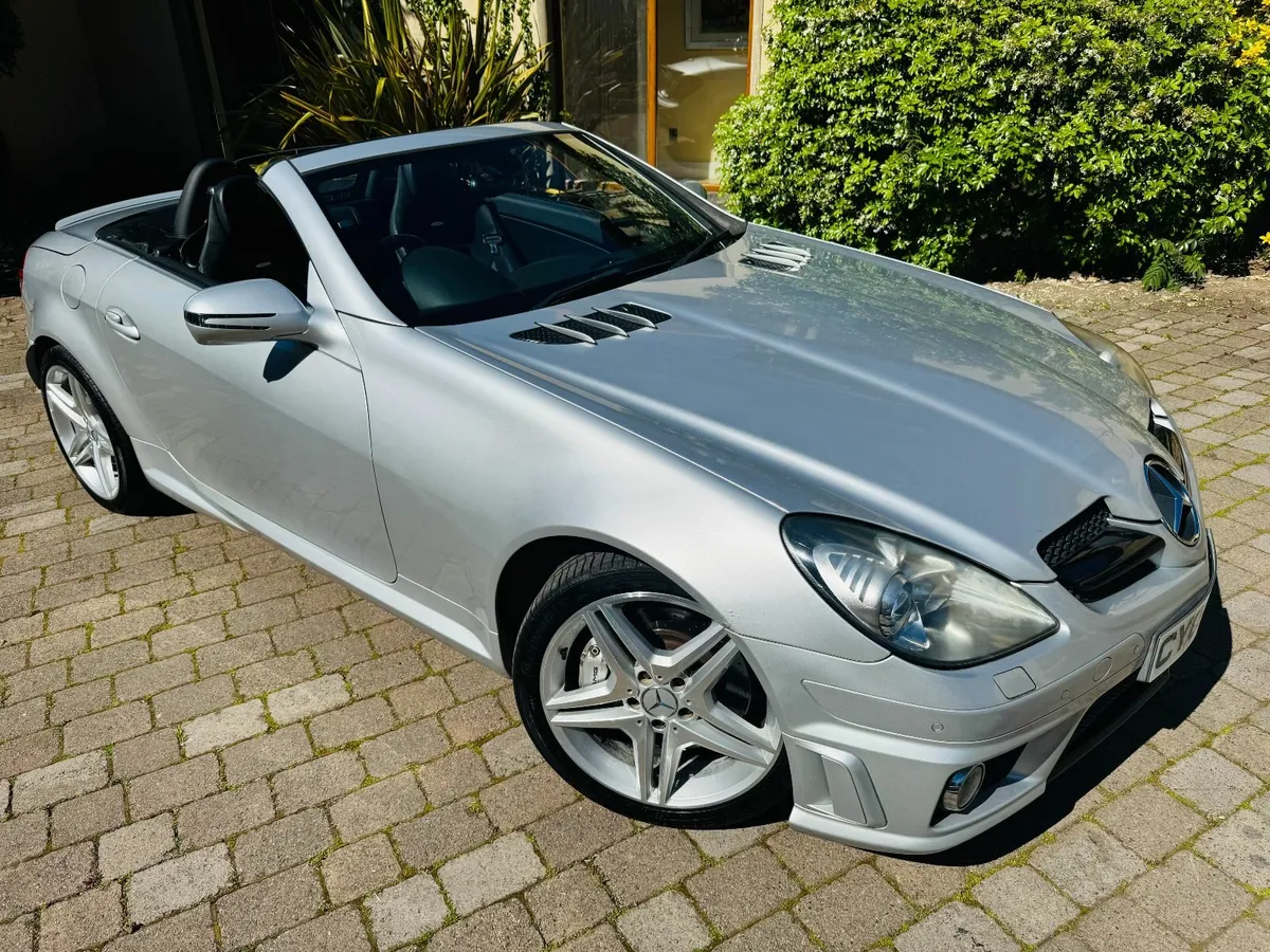 Mercedes SLK55 AMG AUTO - V8 MONSTER  NI CAR - Image 4