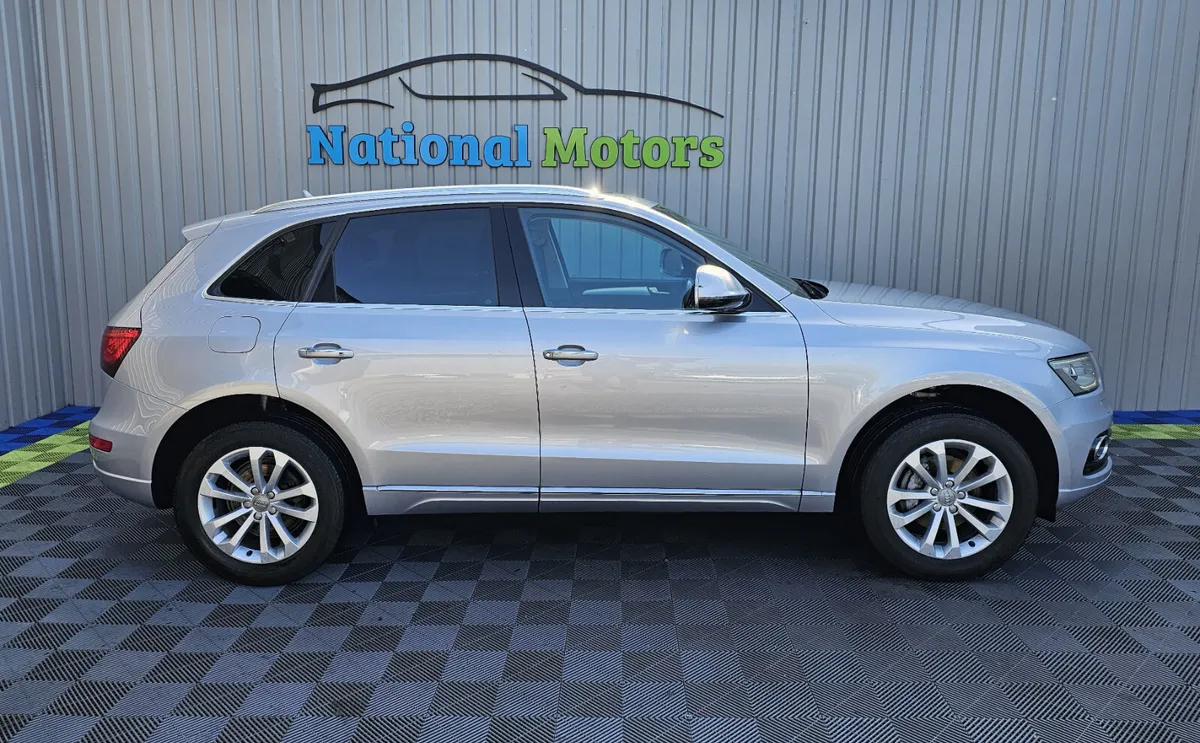 2016 Audi Q5  2.0TDI 150HP quattro SE - Image 2