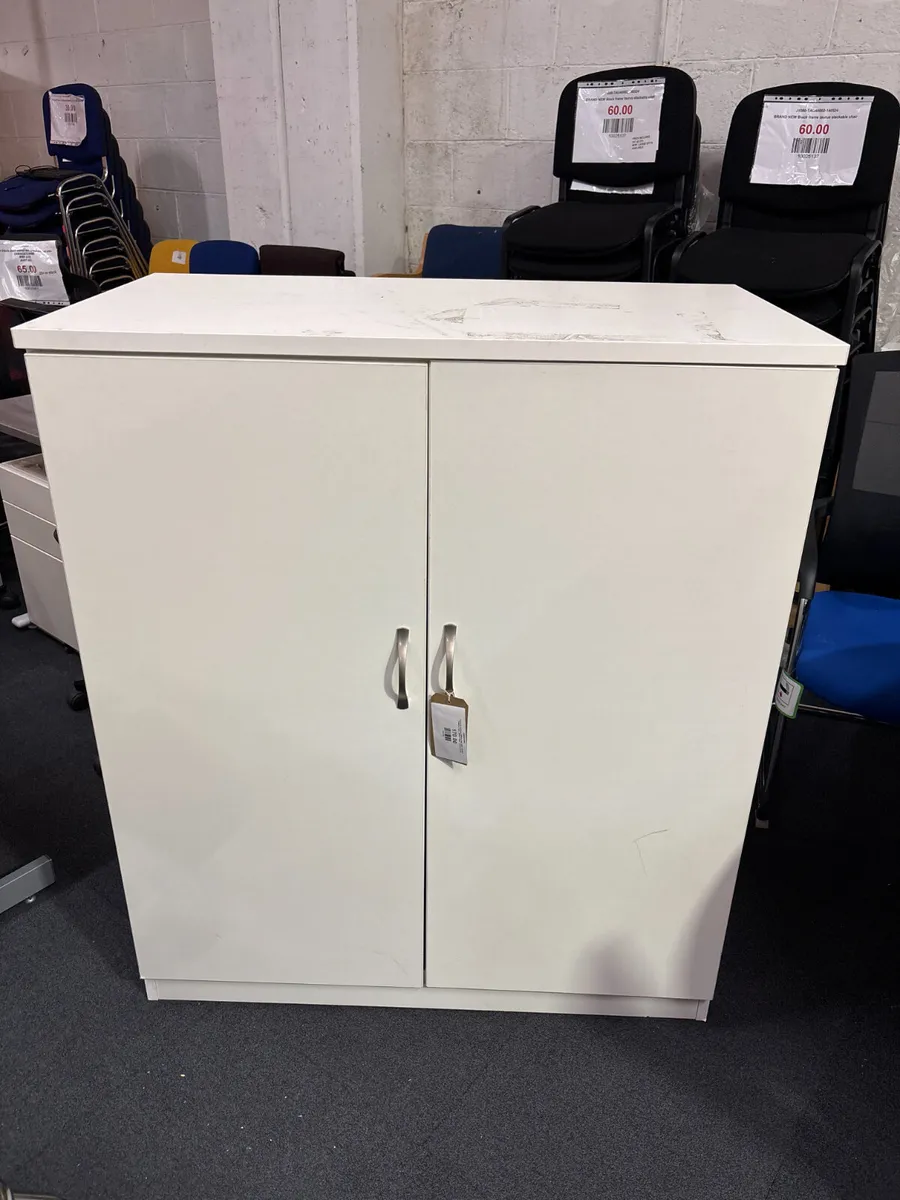 OFFICE FURNITURE: NEW STORAGE CABINET - Image 1