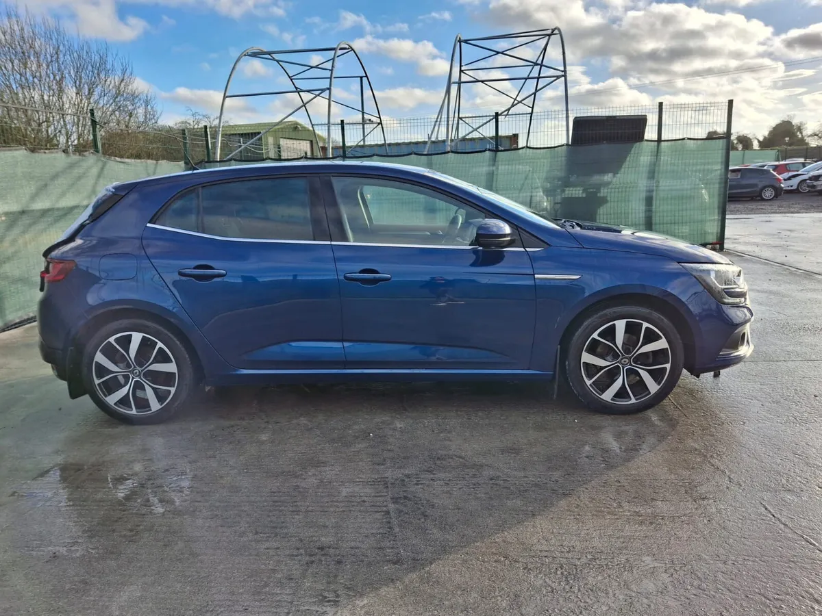 201 Renault Megane - ONLY 23km - Image 4