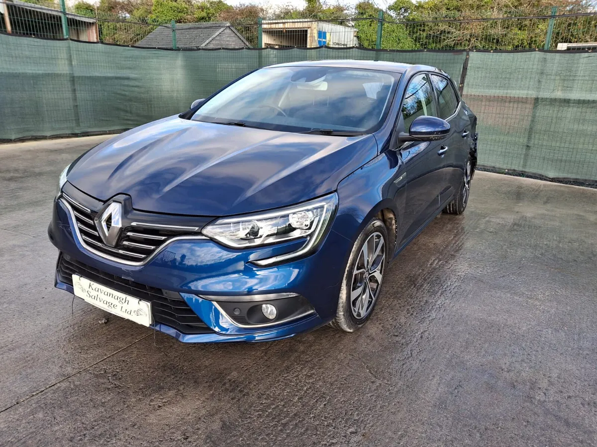 201 Renault Megane - ONLY 23km - Image 2