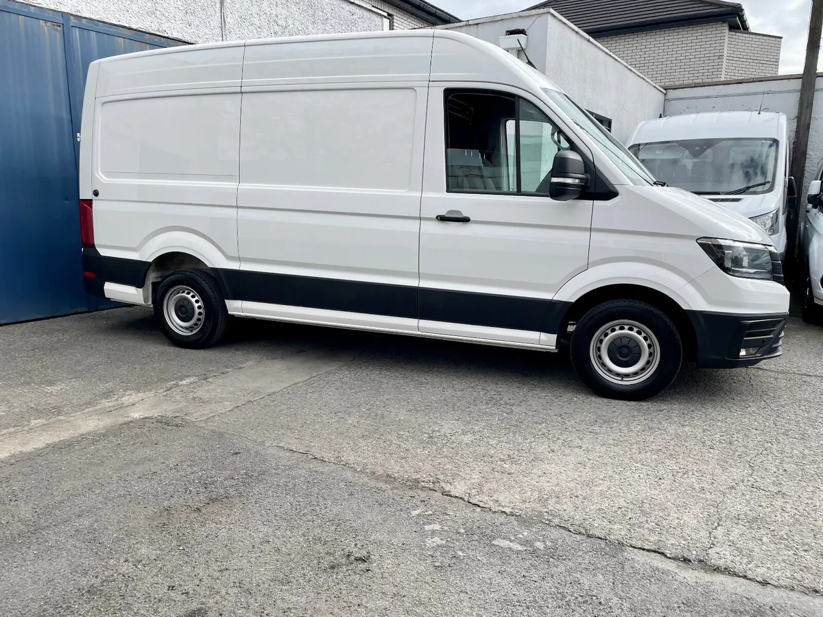 Volkswagen Crafter 2.0TDI 140PS MWB H/R Trend,2022 - Image 2