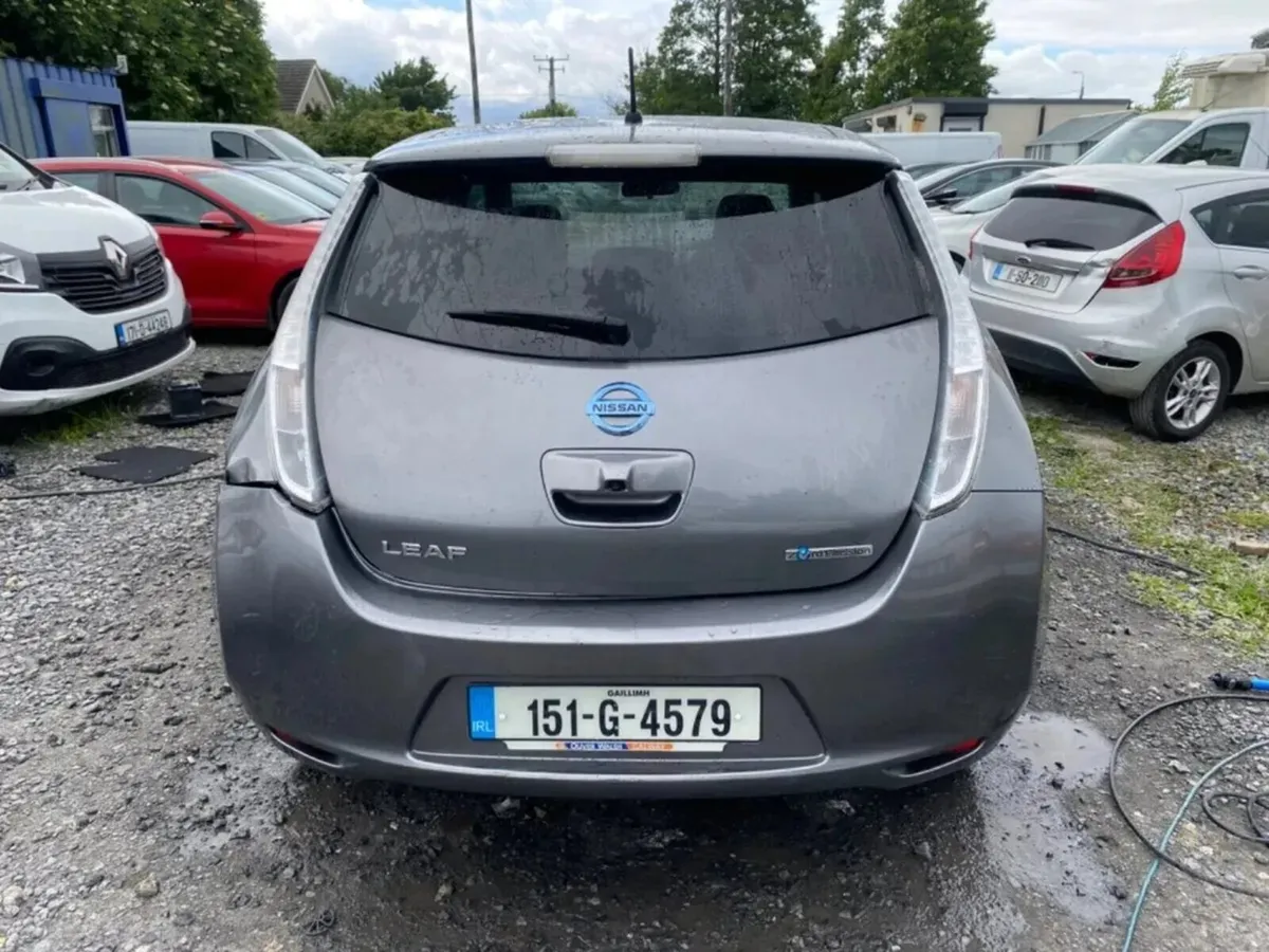 2015 Nissan Leaf electric  Drive Away - Image 4