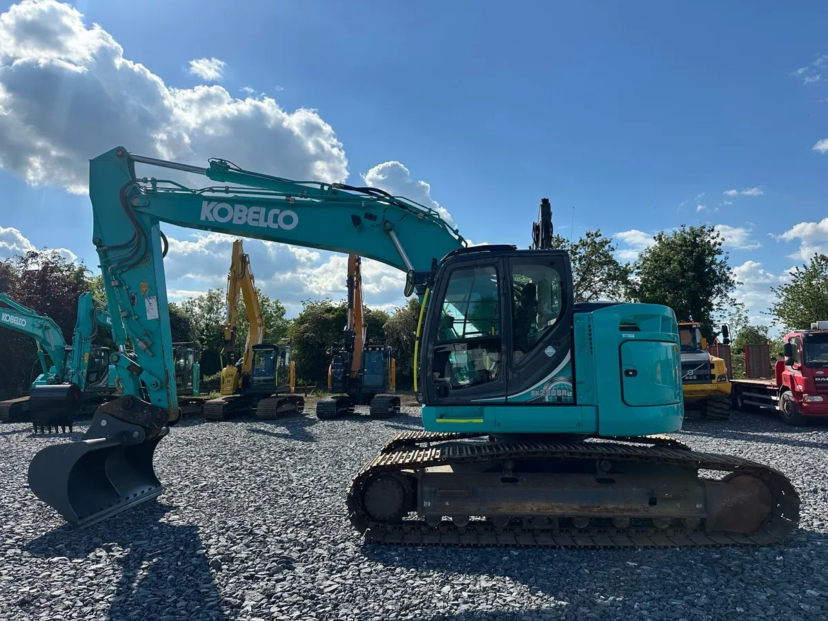KOBELCO SK230SRLC-5 2021 - Image 2