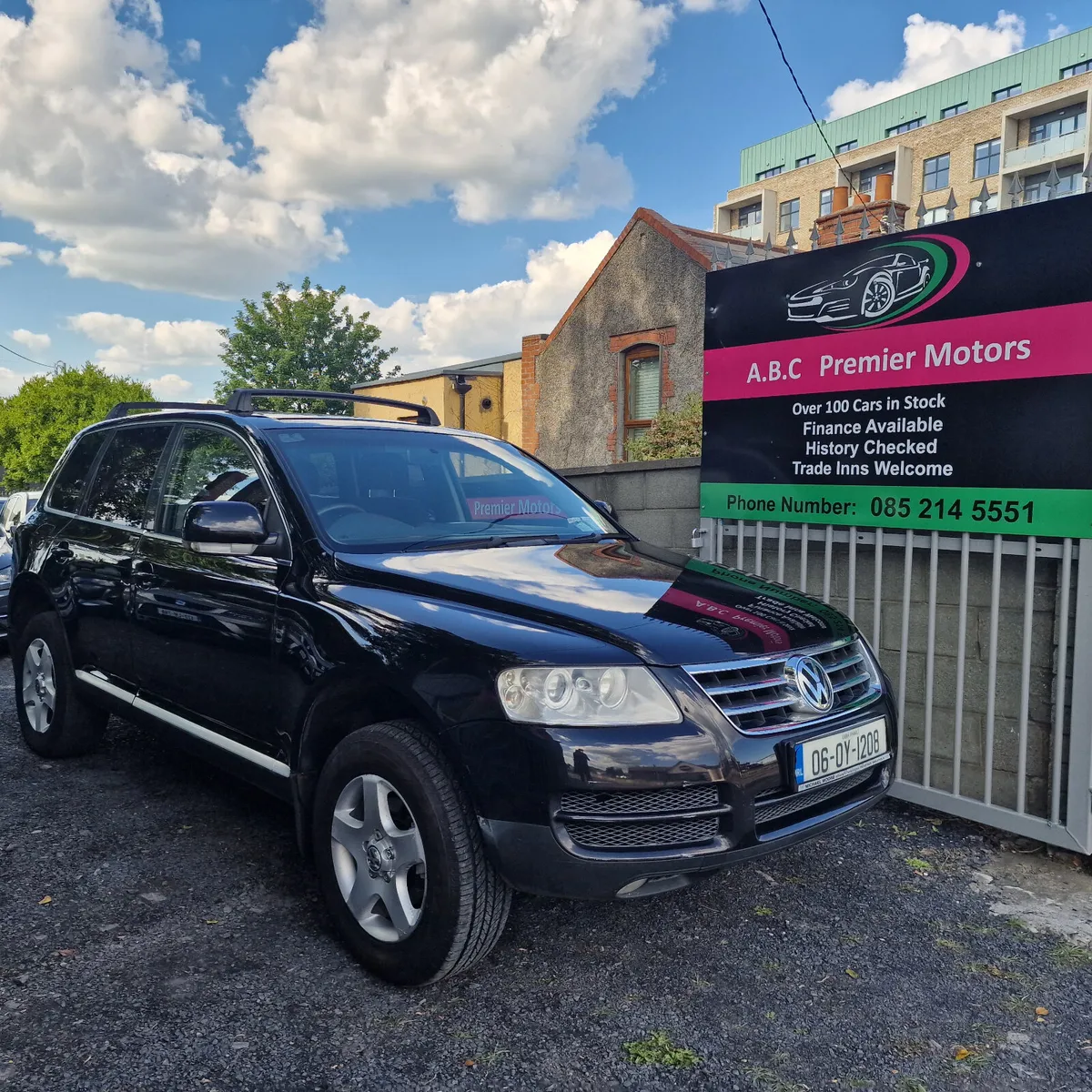 Volkswagen Touareg 2006 - Image 1