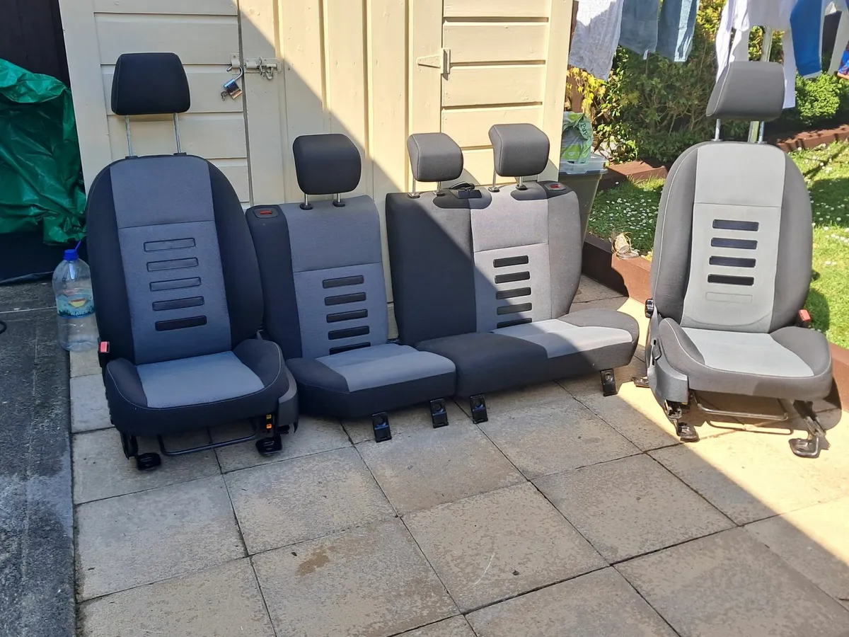 FORD FOCUS SEATS - Image 3