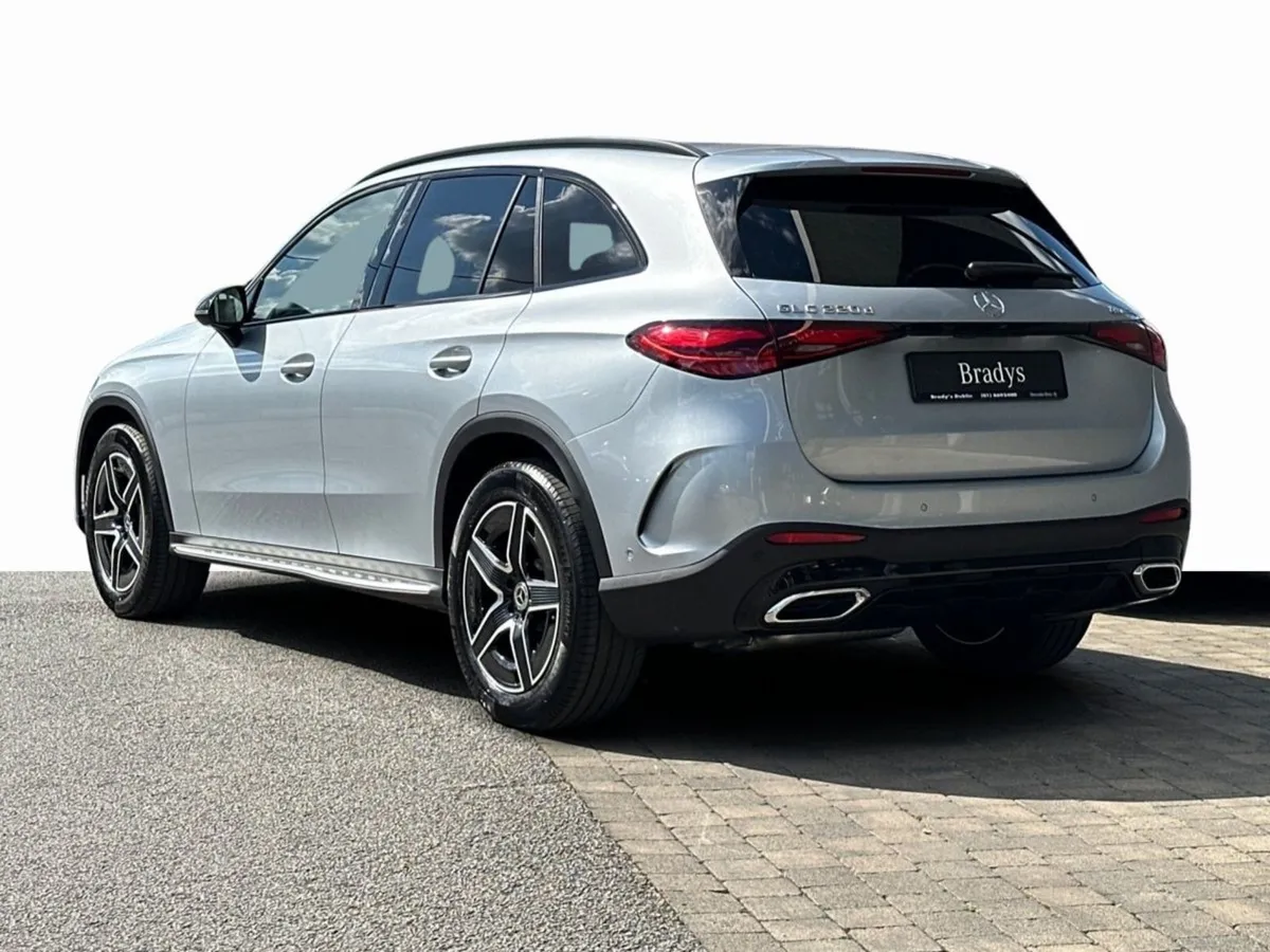 Mercedes-Benz GLC-Class GLC 220d 4matic Amg--nigh - Image 4