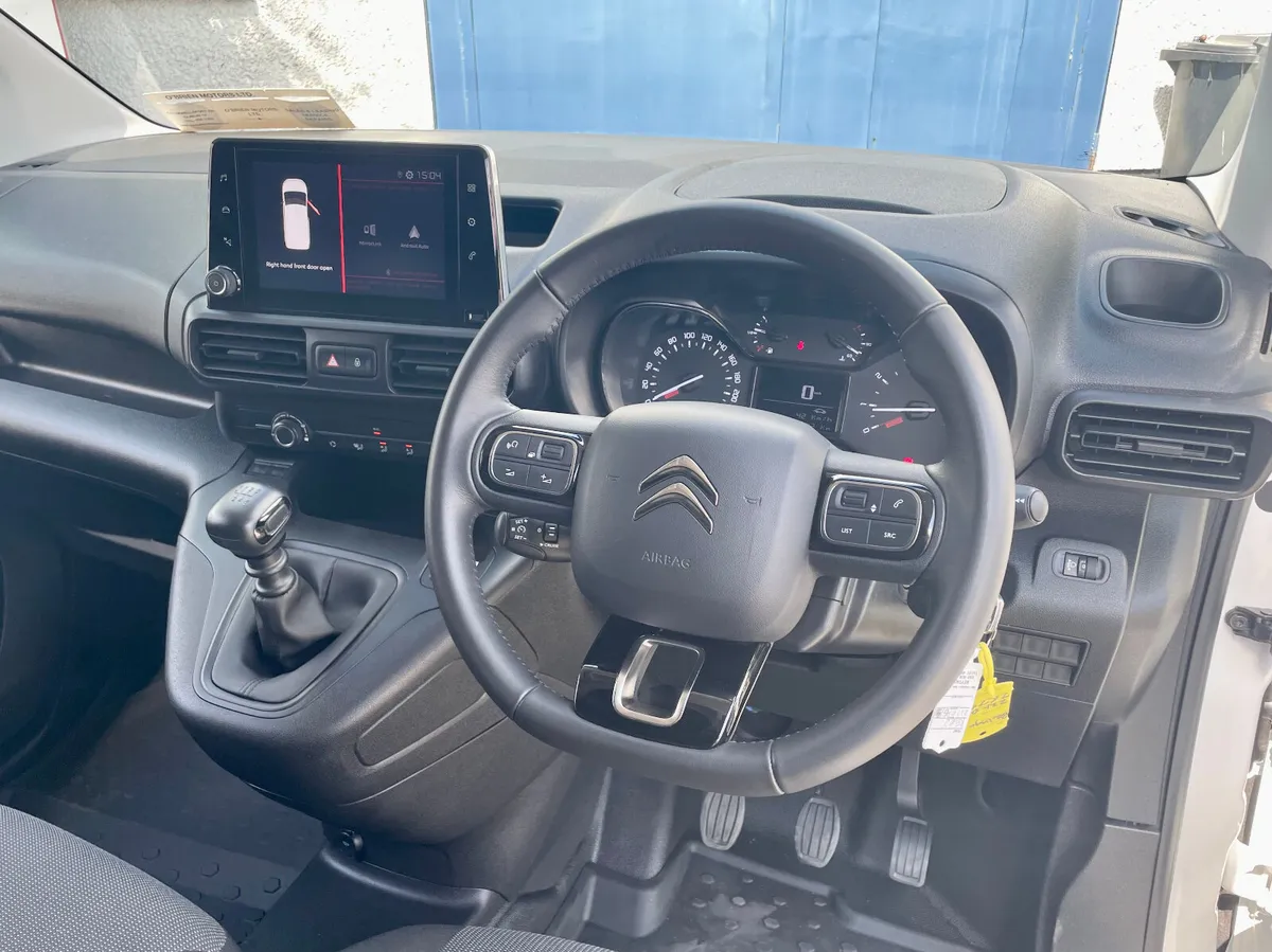Citroen Berlingo Enterprise 1.5 BlueHdi 100PS,2022 - Image 3
