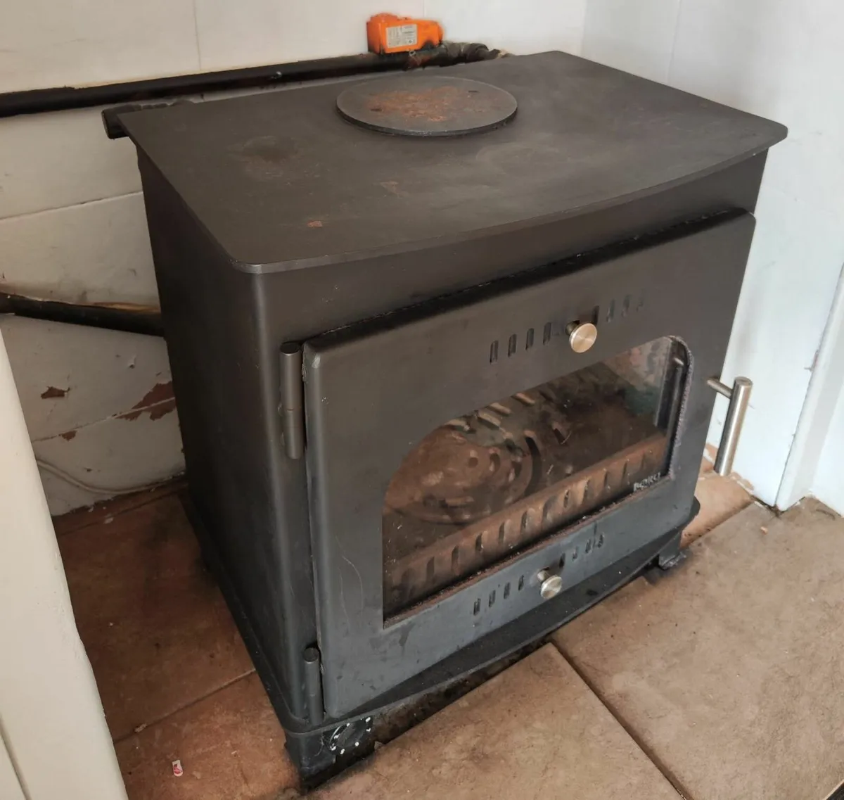 20kw Boru stove with back boiler and flue - Image 2