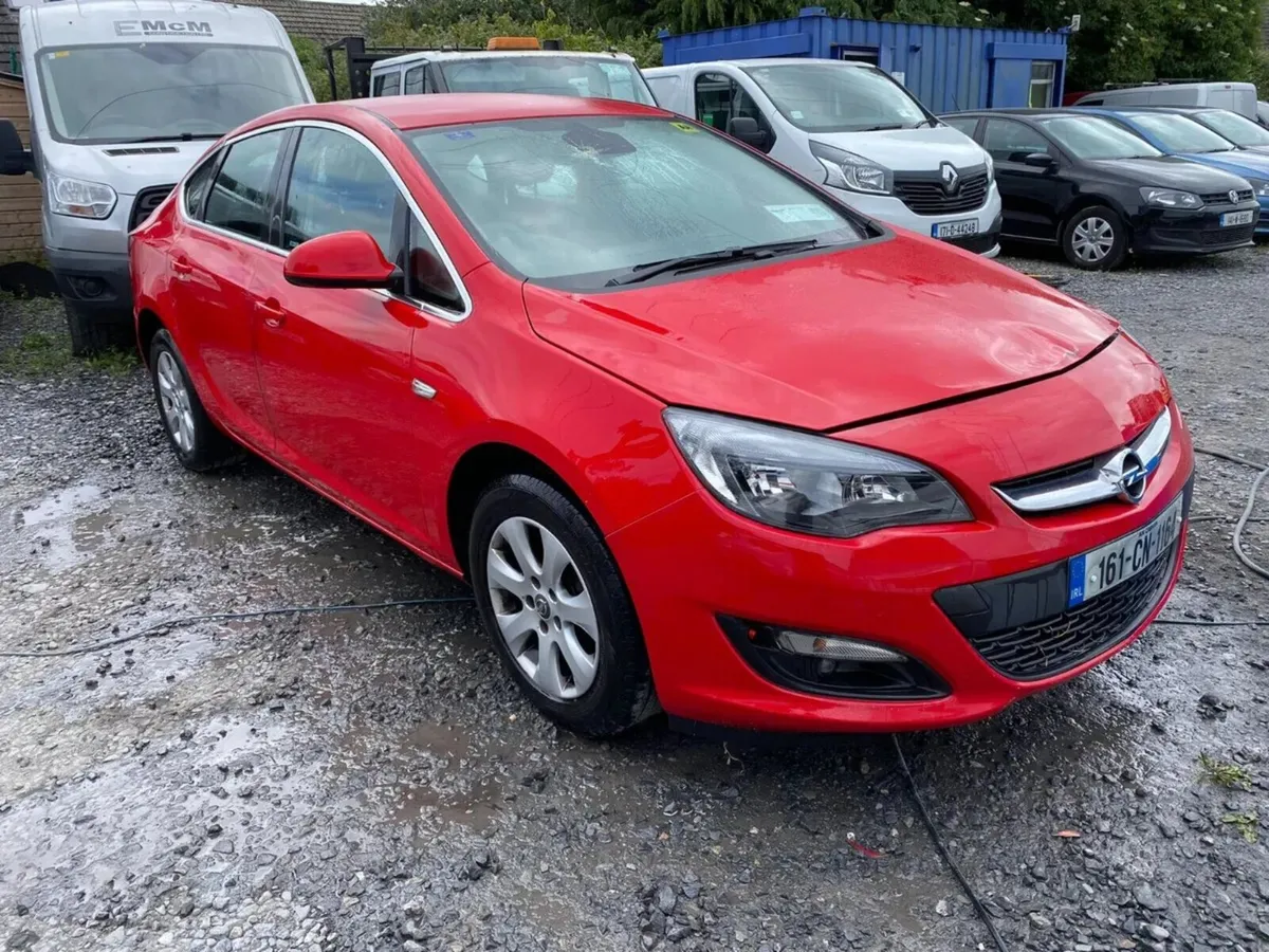 2016 Opel Astra 1.6 Diesel Drive Away - Image 4
