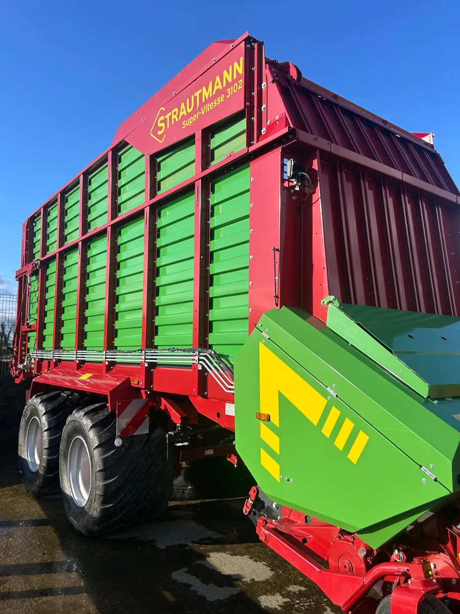 Strautmann Super Vitesse 3102 Silage Wagon - Image 1