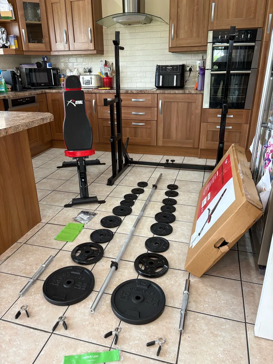 WEIGHT BENCH (NEW!), METAL WEIGHTS,SQUAT RACK,BARS - Image 1
