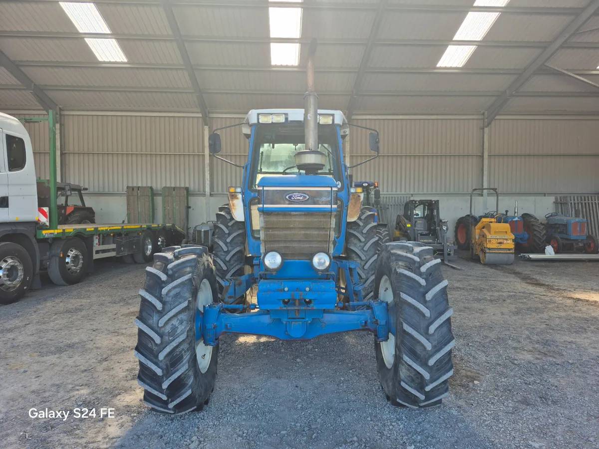 FORD 8210 - Image 1