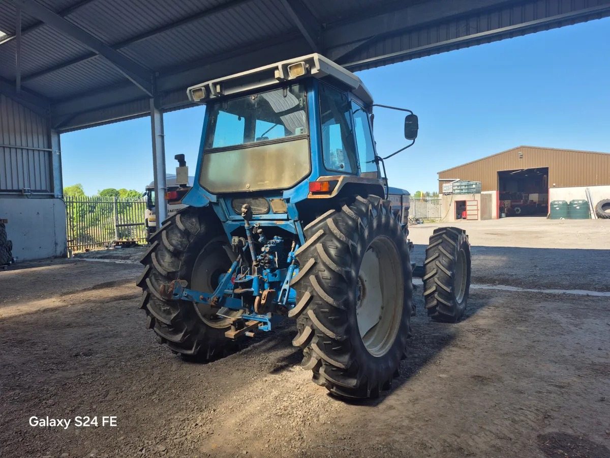FORD 8210 - Image 4