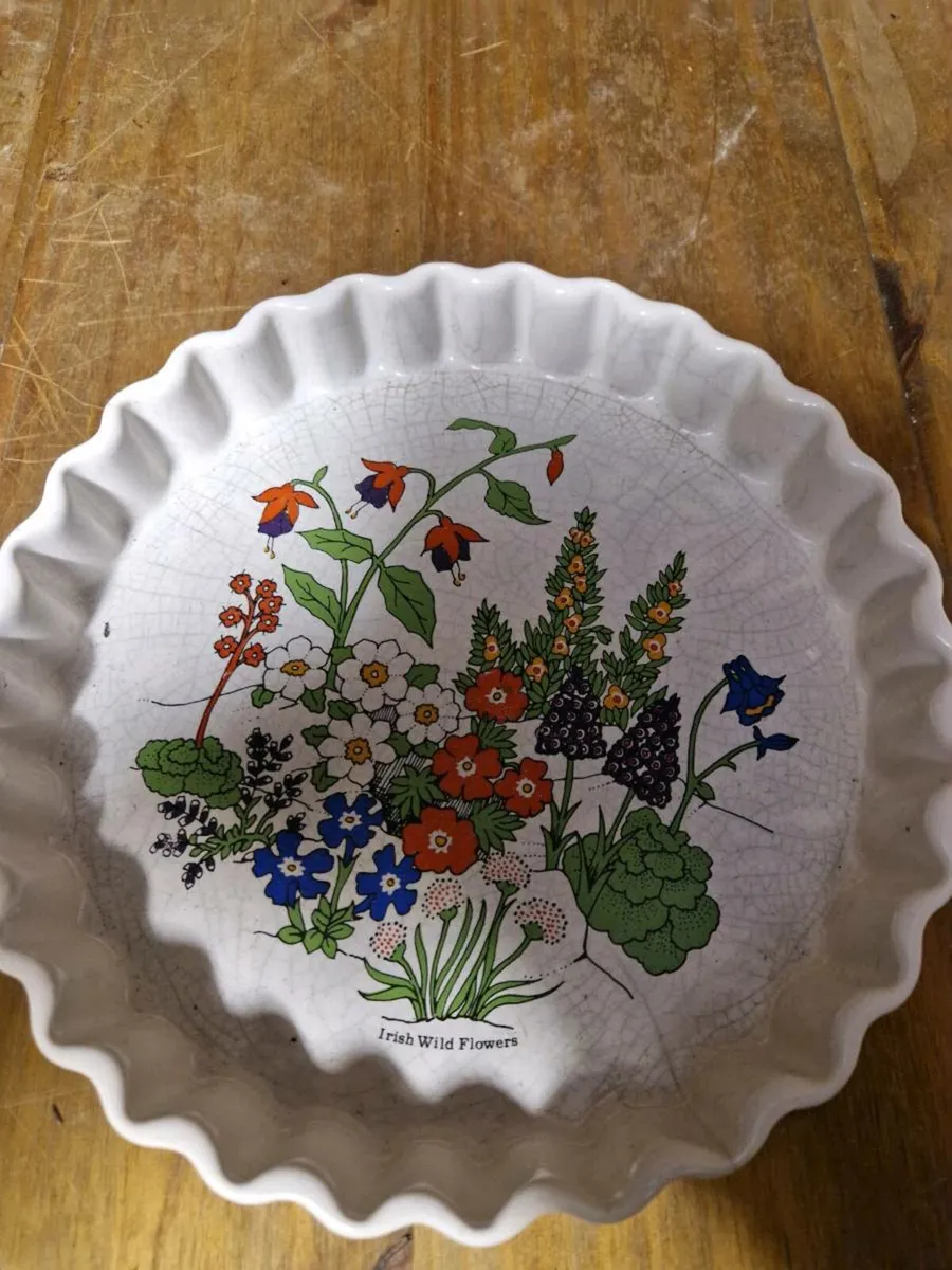 Celtic Ceramics Irish Wild Flowers Dish - Image 3