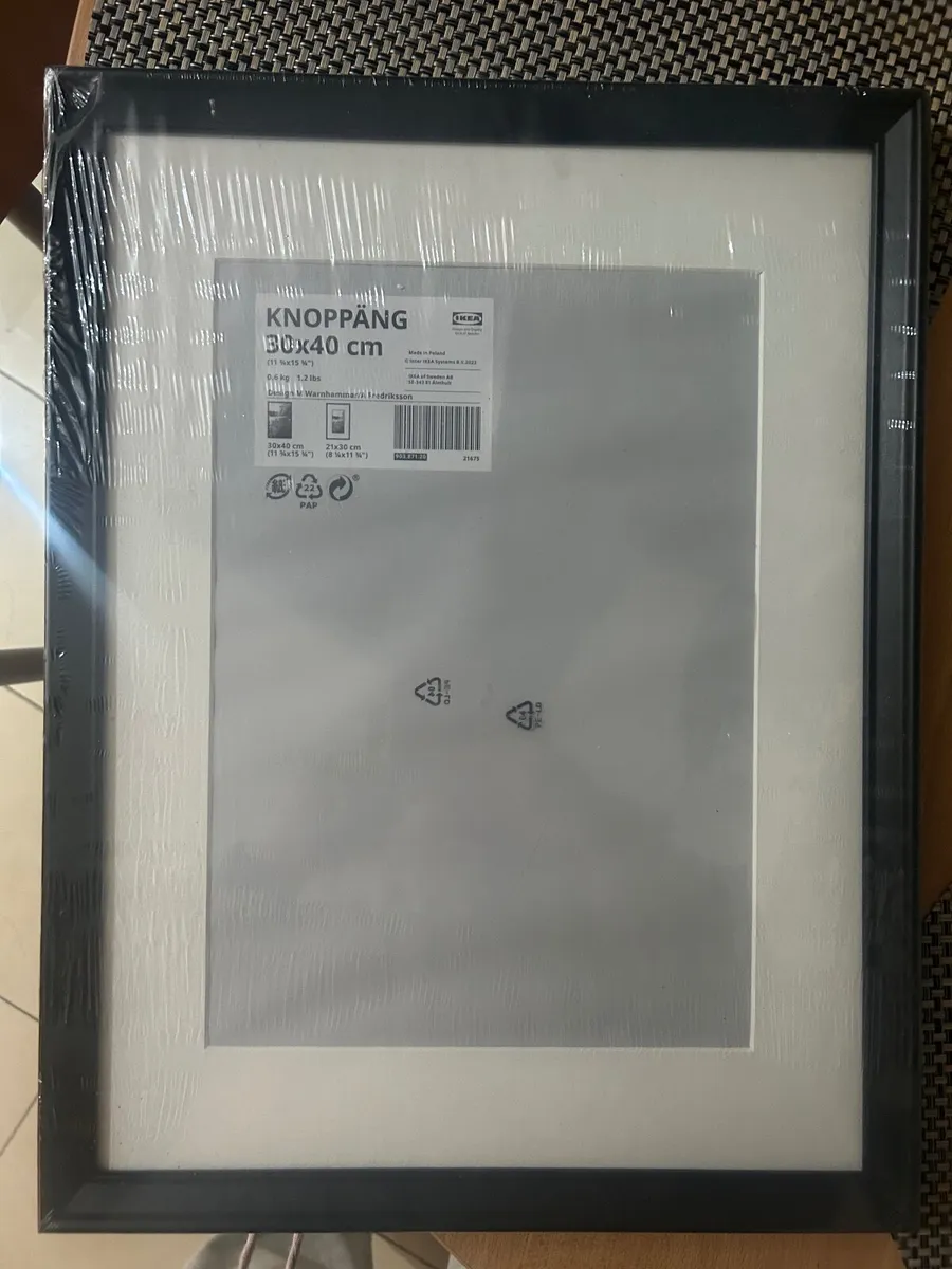 BEAND NEW 6 Picture frames - Image 3