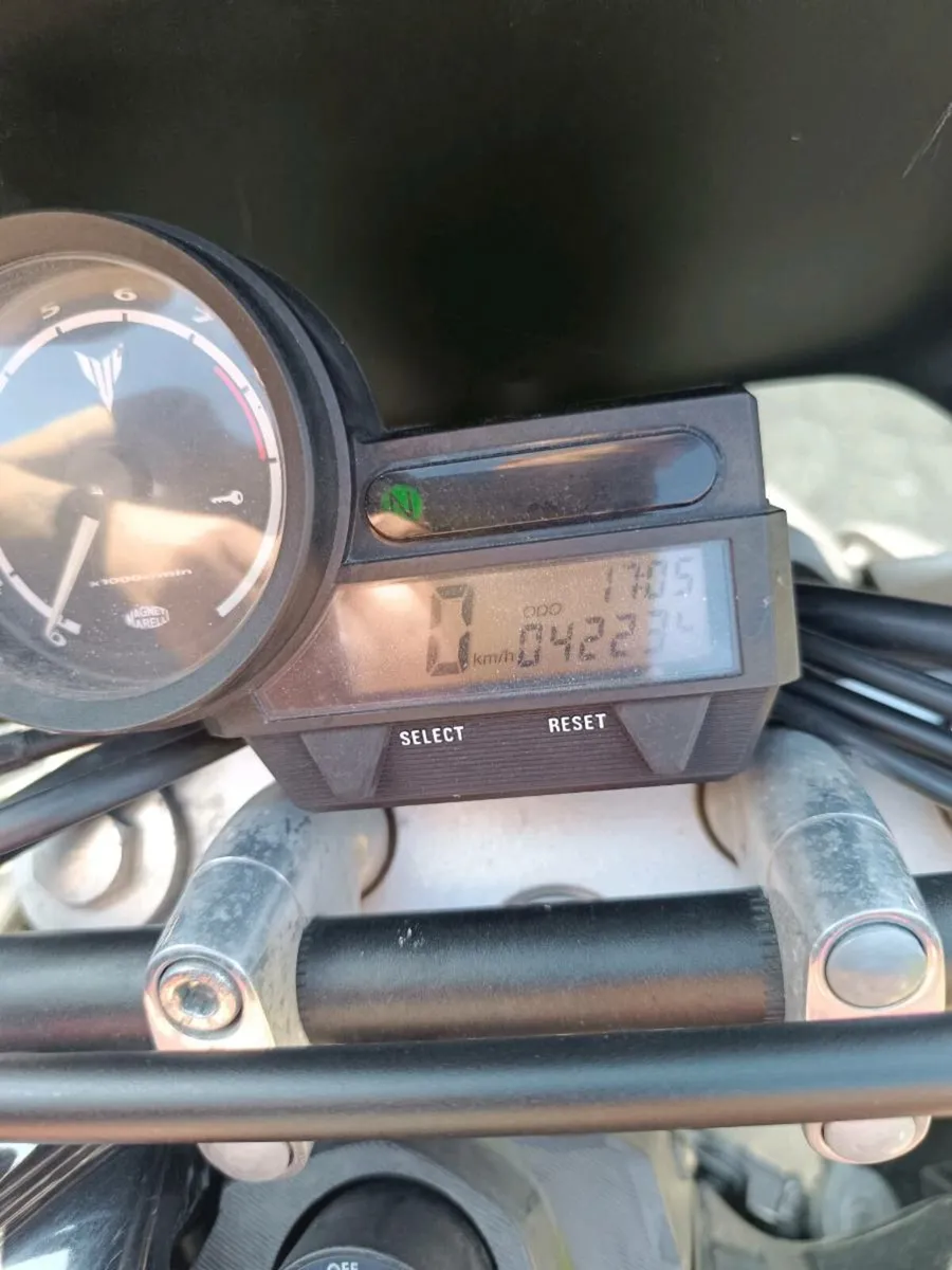 Yamaha MT03 - Image 3