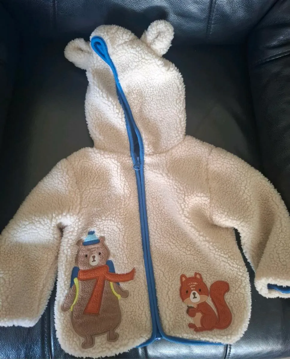 Baby clothes - Image 1