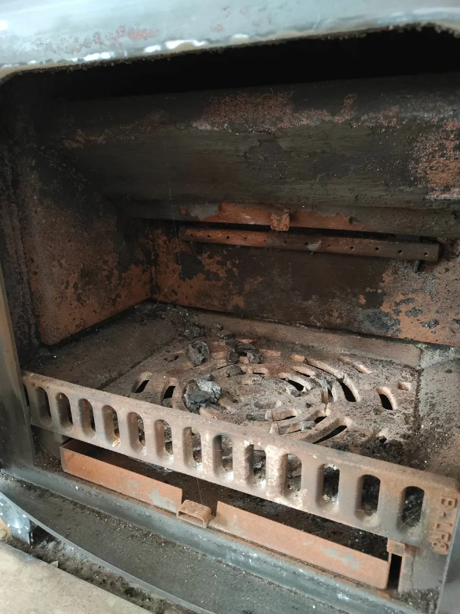 20kw Boru stove with back boiler and flue - Image 3
