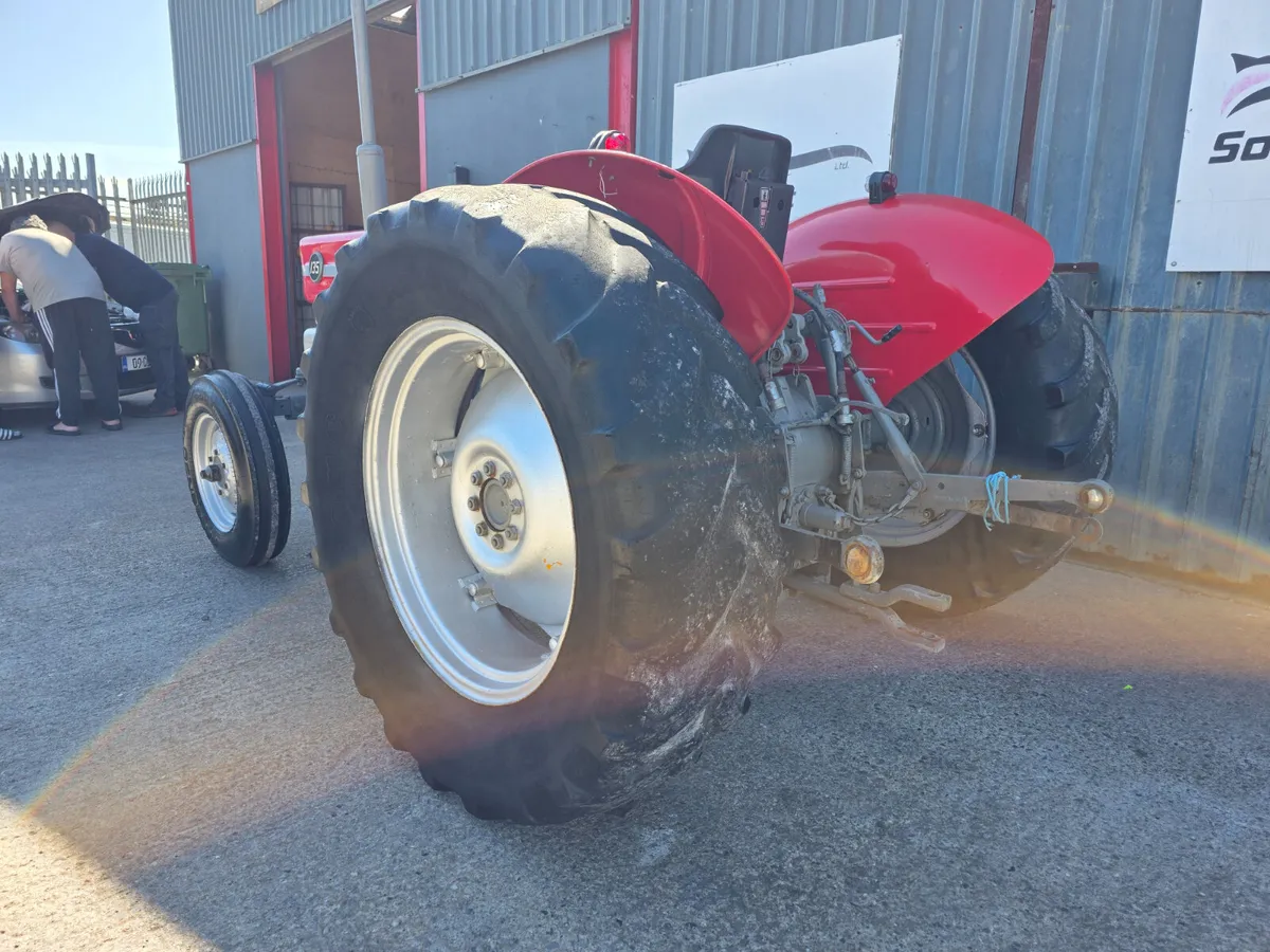 1970 Massey Ferguson 135 - Image 4