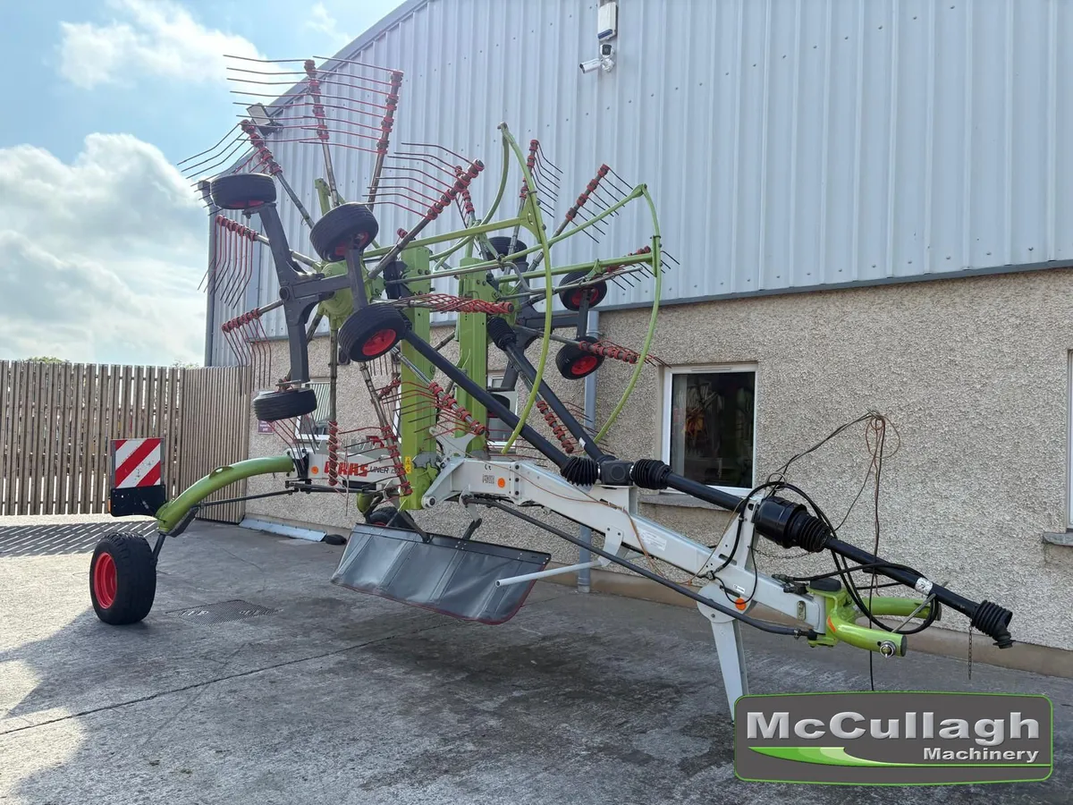 Used Class 2600 20ft Twin Rotor Rake - Image 1