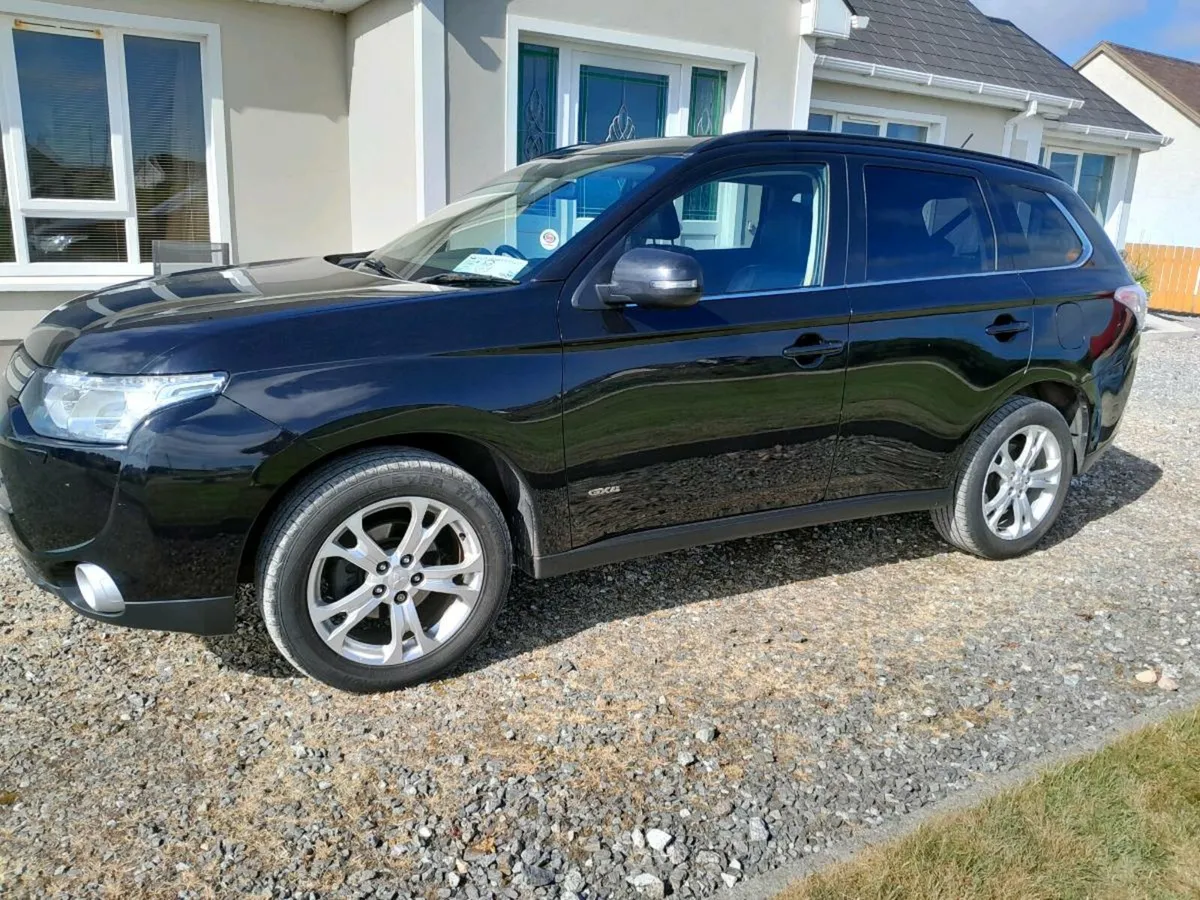 Car - Image 2