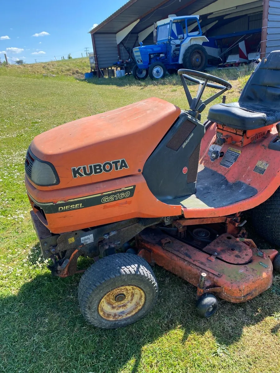 Ride on mower - Image 2