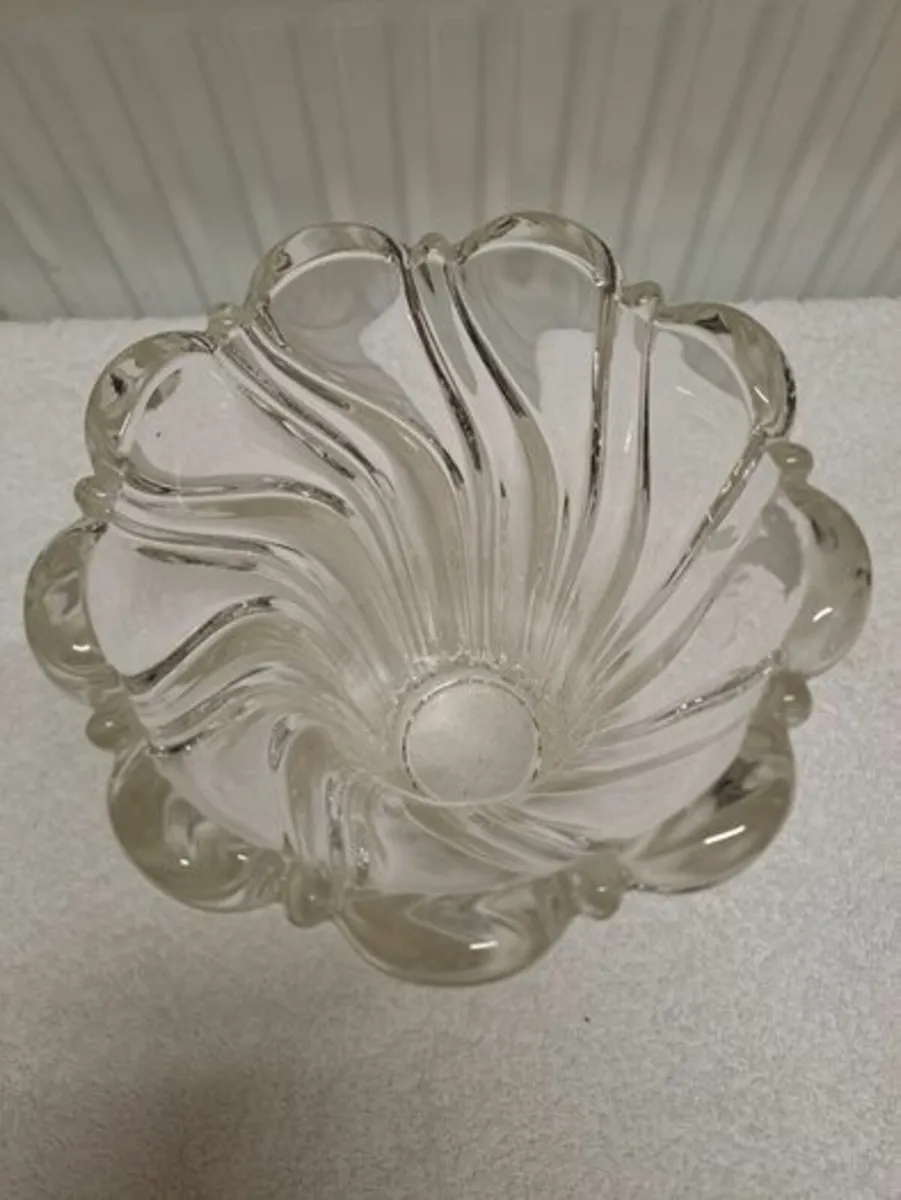 Mikasa lead crystal vase - Image 3